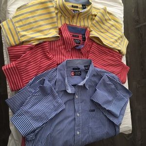 bundle of  3 Chaps Easy Care long-sleeve s…